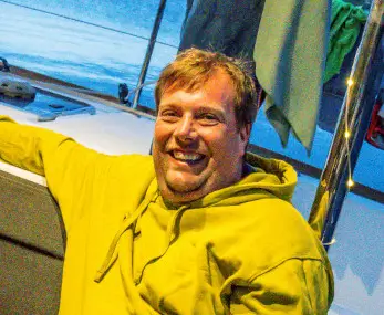 2025 10 sail2lead 0581 sebastian cat chill scaled